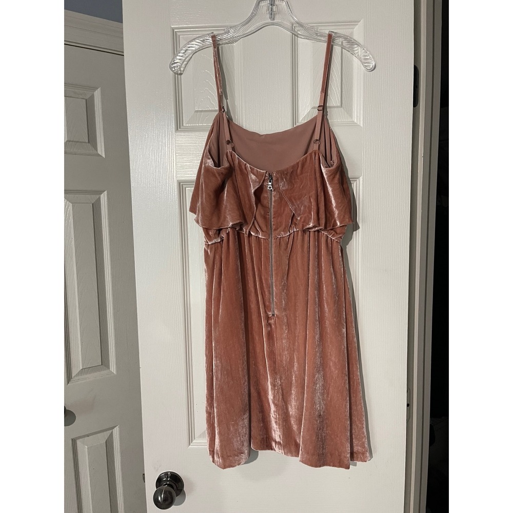 Alice + Olivia Alexis Velvet‎ Ruffle Tiered Strappy Mini Dress Size 4 Rose Tan - Picture 4 of 8